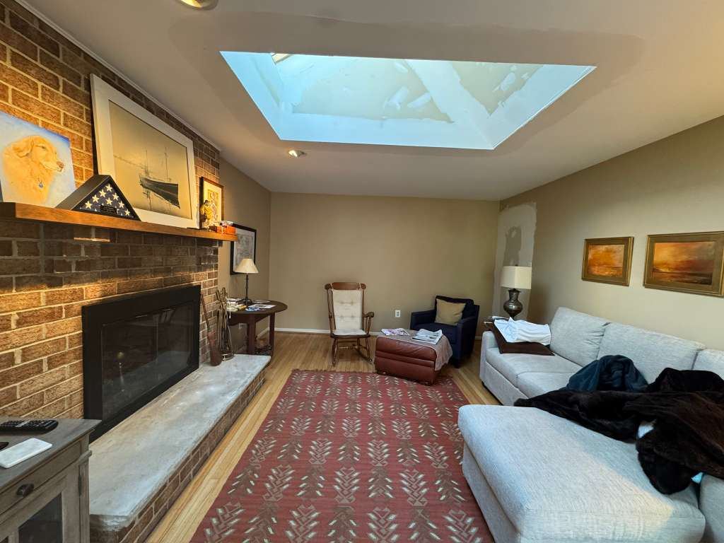 Living room before repair